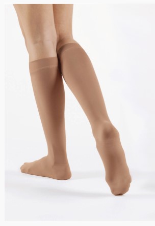 Venoflex Micro kompressziós térdharisnya, 23-32 Hgmm unisex, karamell, 4-es méret, zárt orral - 1x